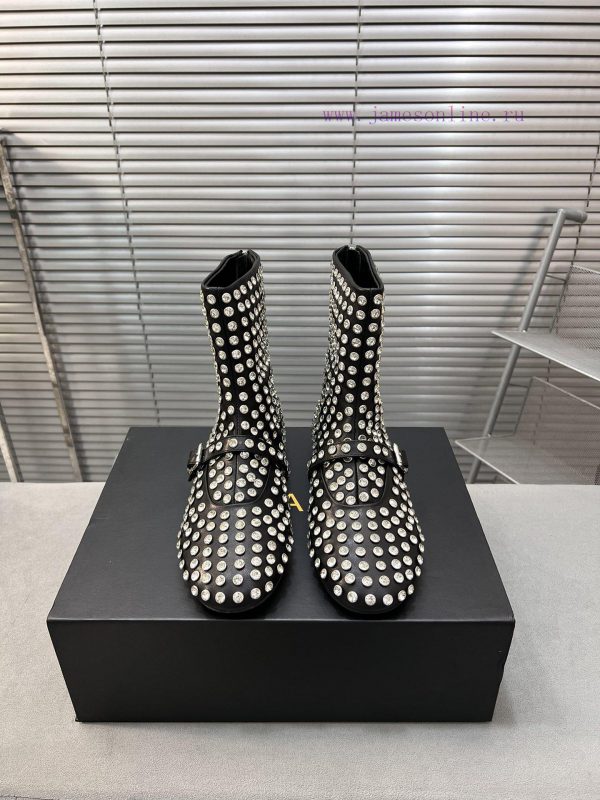 Alaia runway style flat bottomed rhinestone studded short boots ?A super popular and dazzlin3h9x9lno - Image 2