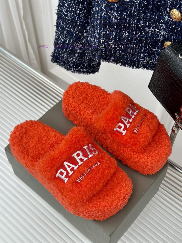 Balenciaga | Balenciaga 24S New Product Letter Embroidered Thai Thick Bottom Di Hairy Slippel0c5wql0 - Image 4