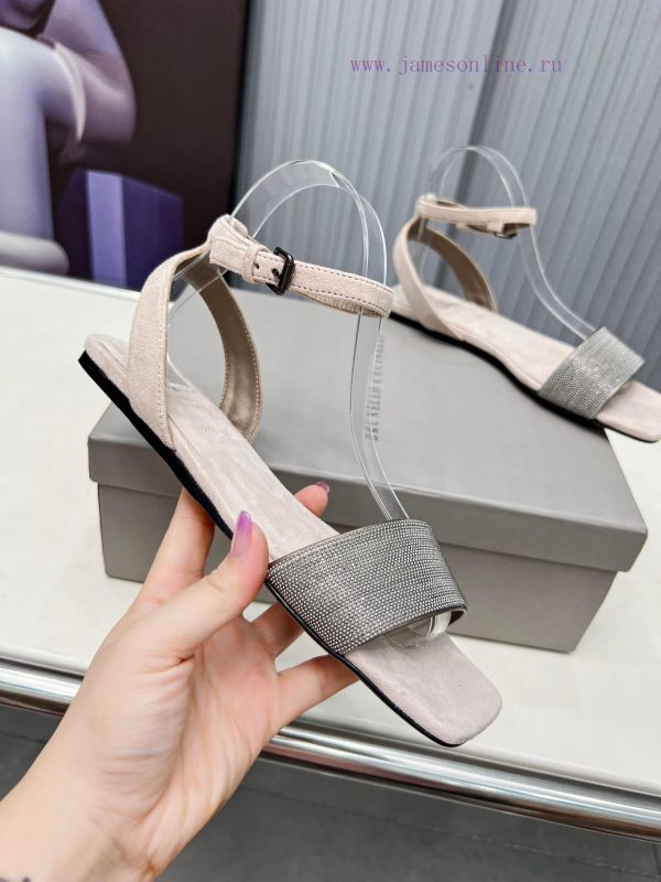 Brunello Cucinelli B C sandals are now available in new stylesImported cashmere fabric with r28x3qgy
