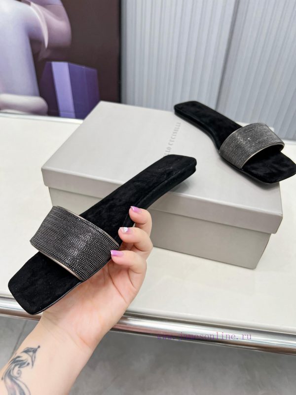 Brunello Cucinelli B C sandals are now available in new stylesImported cashmere fabric with nerptx2z - Image 3