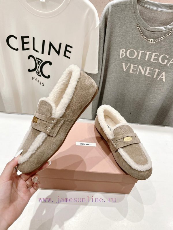 . MiuM * u/Miu * Miu 2024 Autumn/Winter Fashion Style Coin Driving Shoes with Mao Le Fu Shoealer1map - Image 5