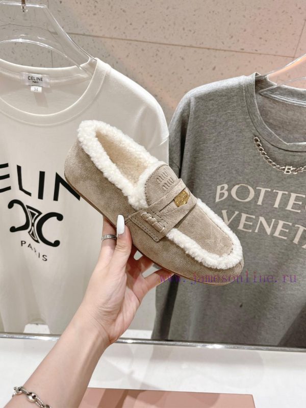 . MiuM * u/Miu * Miu 2024 Autumn/Winter Fashion Style Coin Driving Shoes with Mao Le Fu Shoealer1map - Image 6