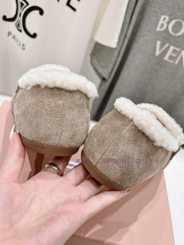 . MiuM * u/Miu * Miu 2024 Autumn/Winter Fashion Style Coin Driving Shoes with Mao Le Fu Shoealer1map - Image 8
