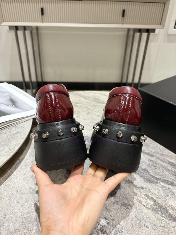 Alexander Wang's thick soled loafers, studded loafers, lace up Martin boots, and short boots4k290buu - Image 10