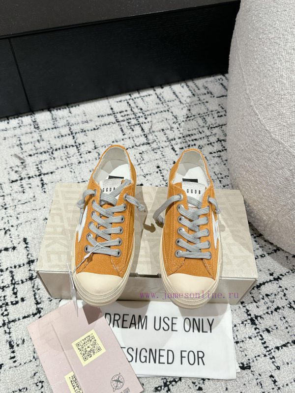 Top Couple Style??????????????????? | Golden Goose Deluxe Brand 24/New Apricot Skin White St5p60mpvm