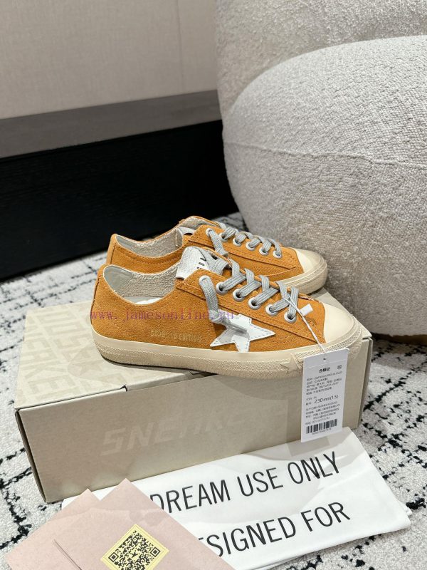 Top Couple Style??????????????????? | Golden Goose Deluxe Brand 24/New Apricot Skin White St5p60mpvm - Image 3