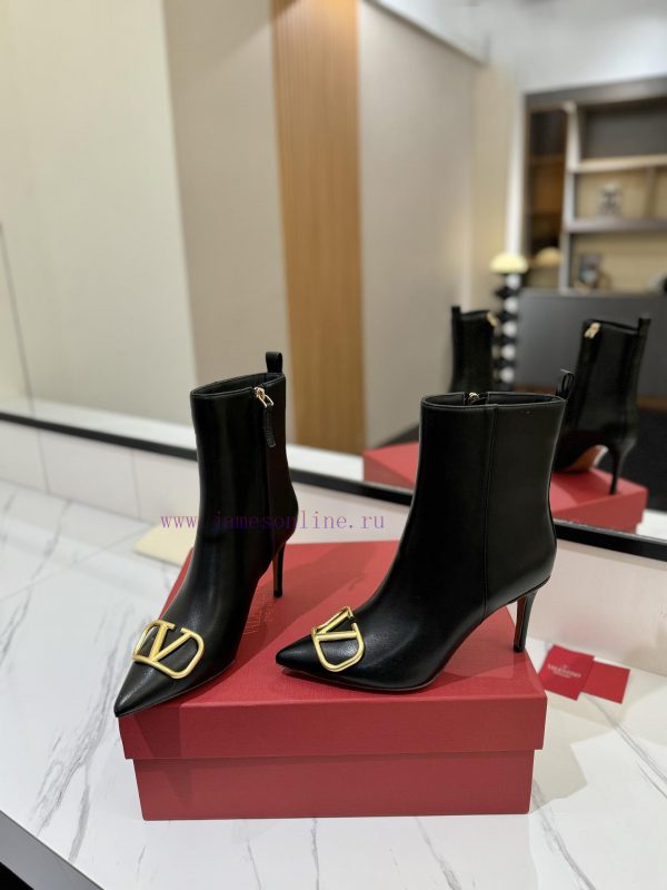 ????????? Valentino ͥ Purchasing LevelThe new season's Warren boots and shoes are also so besooduus2 - Image 7