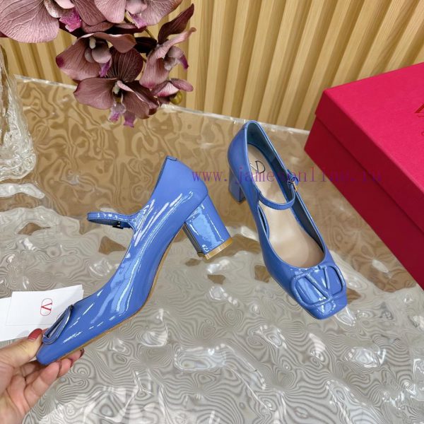 -- New Warren——————2024 Top Quality Valentino Coarse Heel Mary Jane Single Shoes with Exquislmvyop10 - Image 8