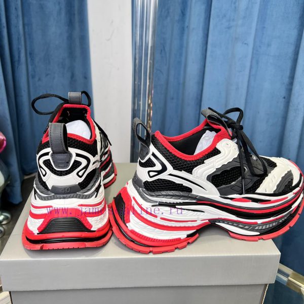 Balenciaga 16XL Sneaker's overall shoe design draws inspiration from the creation ideas of B6347zhmw - Image 9
