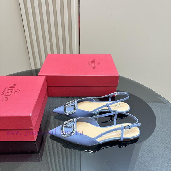 ????????? Warren rhinestone V-button sandals, the latest series from V Home, can be said to i2wp7v3y