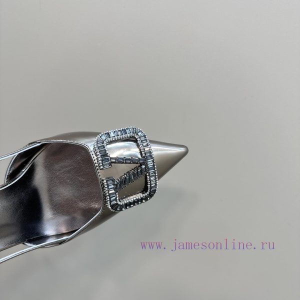????????? Warren rhinestone V-button sandals, the latest series from V Home, can be said to auri5utk - Image 10