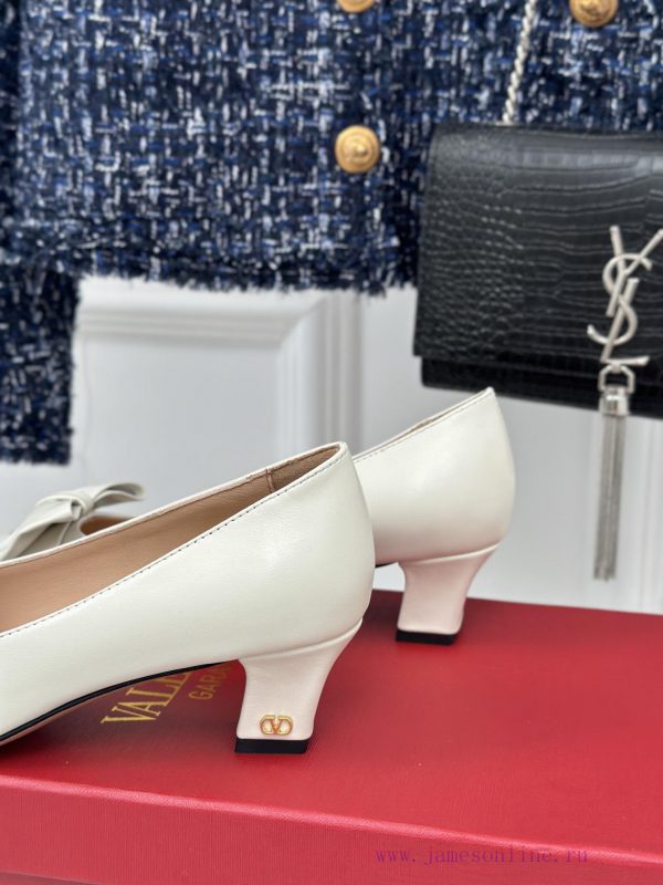 Valentino/Valentino 25ss Early SpringNew Butterfly Knot Single ShoesHighly recognizable pershzvshh5c - Image 7