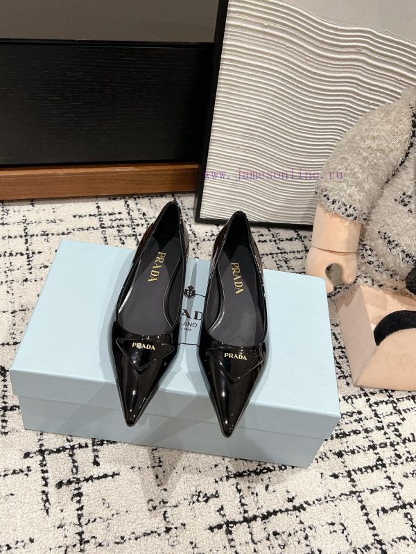 Top qualityprada ss25 new arrival～P Home 2025 Early Spring New Product: Post Air Pointed Higwix9vzzq