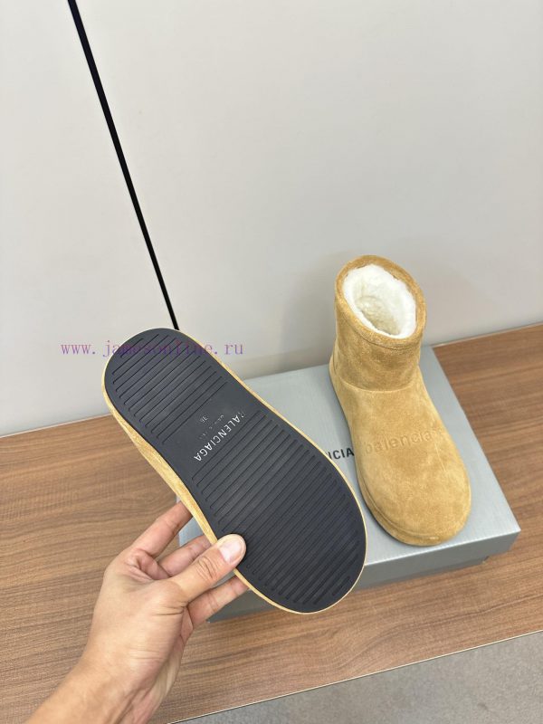 ?????????? Balenciaga's new snow bootsTop tier super popular Balenciaga Mao TuoFashion blogg7v2jfsql - Image 10