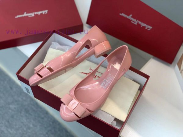 size35-39SF's latest color jelly shoesIn the hot summer, it's really necessary to have theph3dqli2 - Image 8