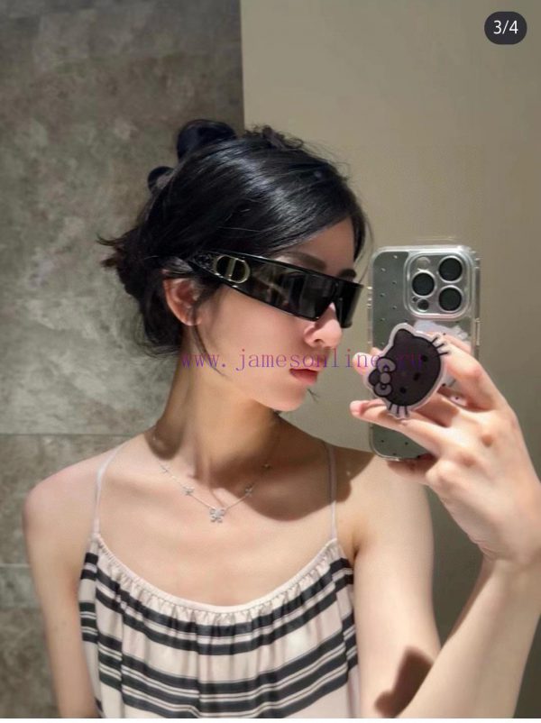 , Dior winter25Sunglasses headband is a bit interesting 🤔MODVeryDiorM1U,SIZE91-11q43g50ul