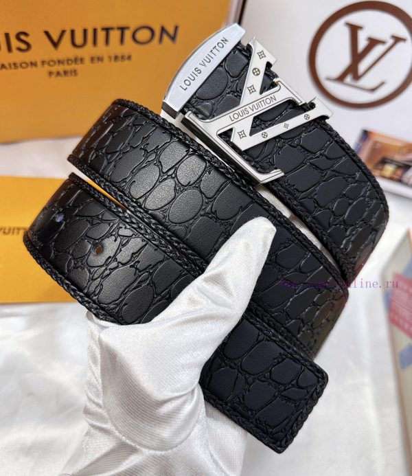 Belt LV Louis Vuitton's top tier replicaThe waistband is made of 100% cowhide, ensuring genu 8hqnrf1t - Image 3