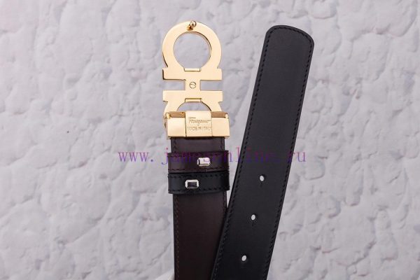 This double-sided two tone leather belt from Ferragamo is made of soft cowhide material, han xv17ct6m