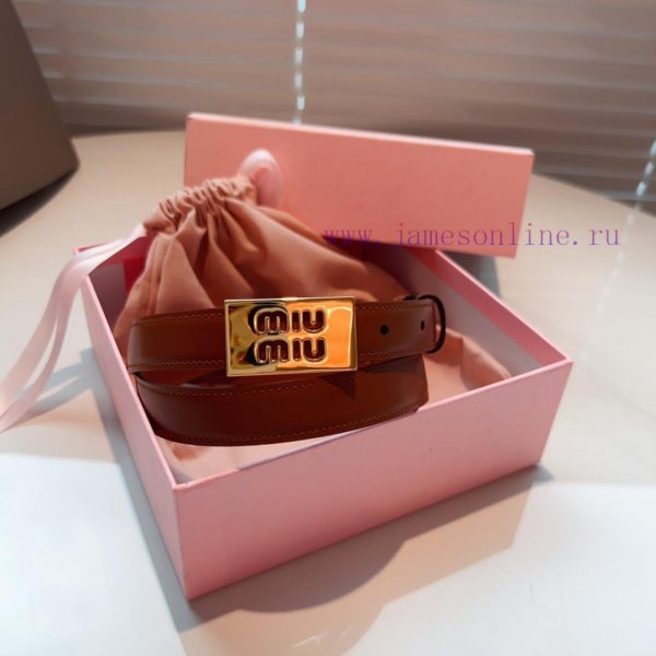 This leather belt is the ideal choice to enhance the unique style and tasteThe eye-catching 8riy5hot
