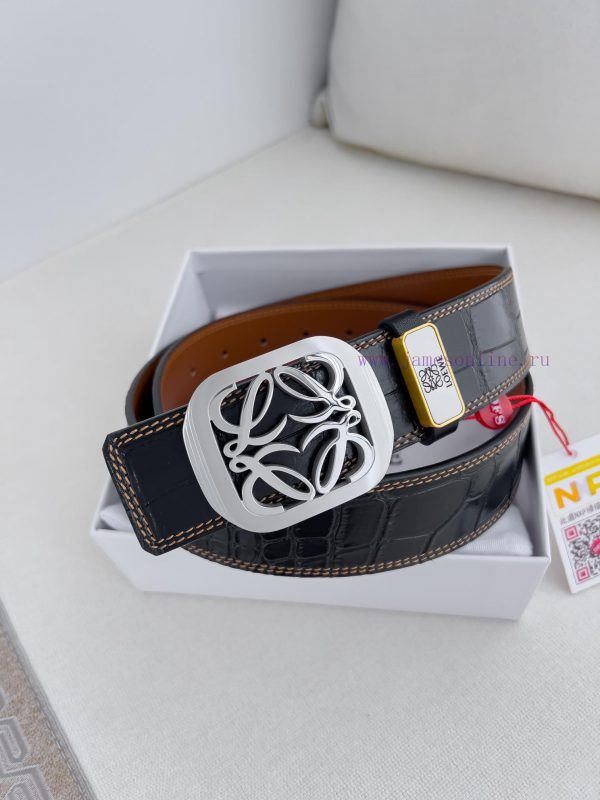 Luo Yiwei Loewe Belt ️ BeltBuckle, made of pure steel material, photographed in real lifeMat qrjent7l