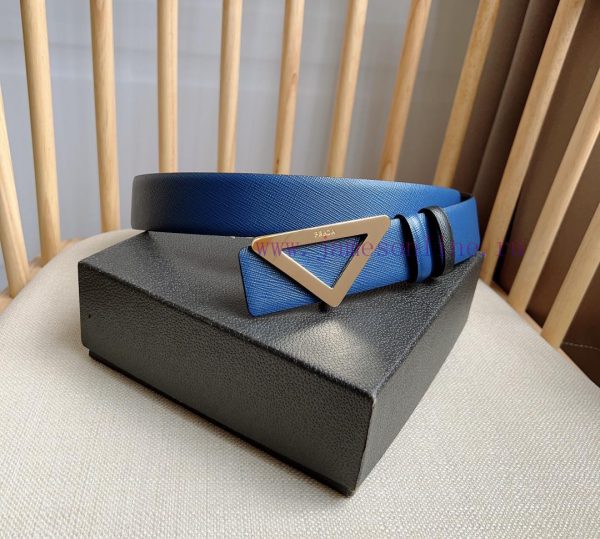 PRADA's buckle style waist belt comes from a multifunctional combination accessory series th vgvorv3u