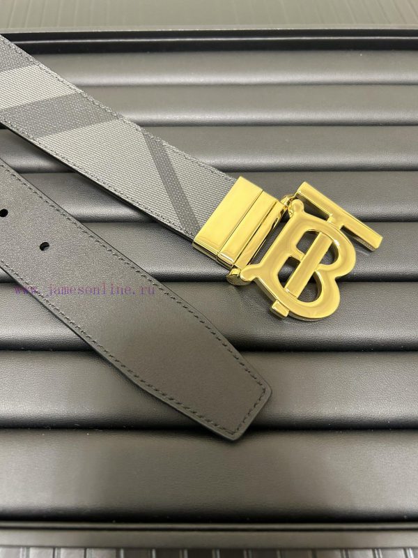 Burberry. BurberryA complete set of high-quality tail clip fasteners with a width of 35mm, p 4n9u5xut - Image 4
