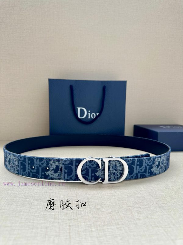 Width 3.5cm. This double-sided belt is made of 35mm blue denim fabric and smooth cowhide wit 0f5dct23