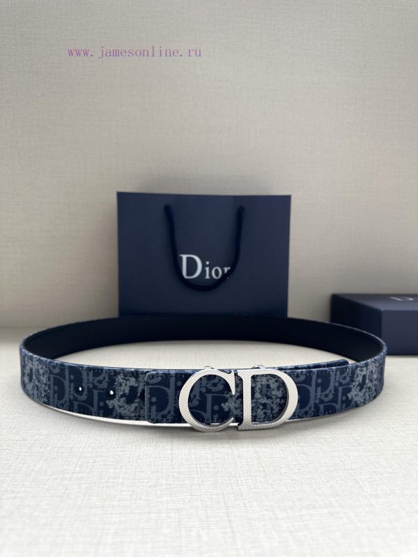Width 3.5cm. This double-sided belt is made of 35mm blue denim fabric with smooth cowhide Ob fzjqy8cs