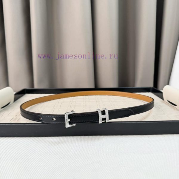 Calfskin waist belt, paired with palladium plated buckle, finely polished and diamond sparkl p1lp5fwk