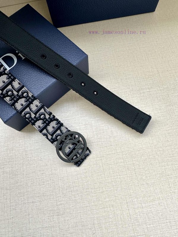 Dior's 3.5cm wide gold trimmed brass waistband buckle is a new addition to the spring collec 57pecnam - Image 6