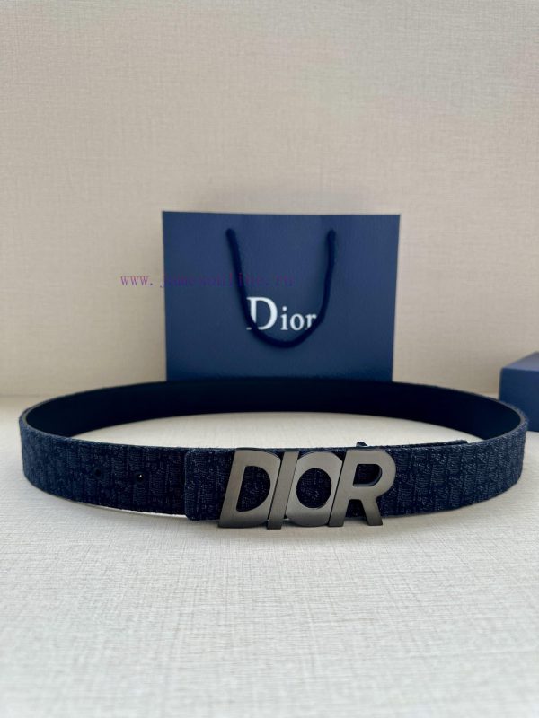 This 35mm double-sided belt with a width of 3.5cm combines elegant temperament with modern s 27yyqx3f