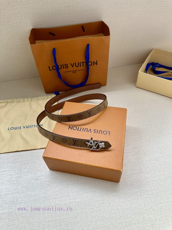Women's 2.0-wide LV Iconic double-sided belt welcomes the new season with a slim cut, paired ycefru28 - Image 10