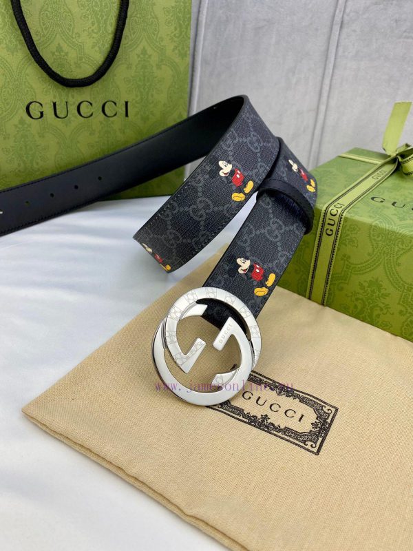 4.0cm wide Gucci double-sided belt, with GG Supreme canvas on one side infused with Mickey p 8bbeeb73 - Image 10