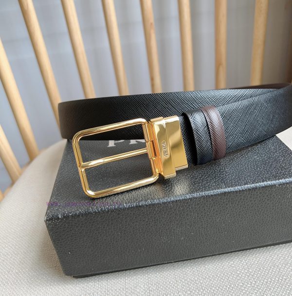 PRADA's reversible waist belt features the iconic Saffiano leather belt on one side, paired 753dhggh - Image 3