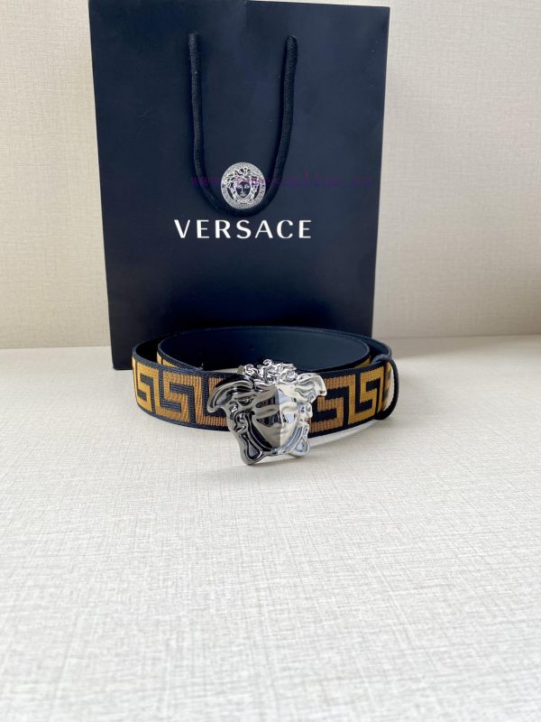 Width 3.8cm Versace This satin belt from Versace has a very casual style, adorned with the i k0ki75jx - Image 6