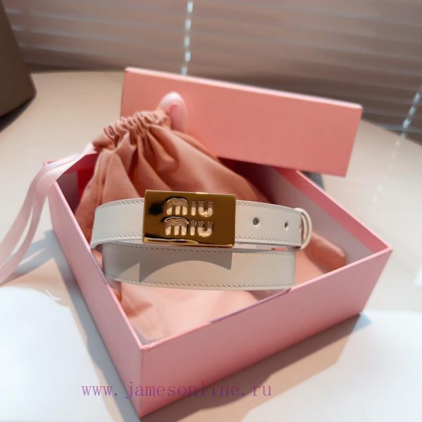 This leather belt is the ideal choice to enhance the unique style and tasteThe eye-catching hk5u8eby
