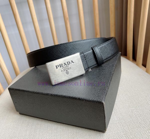 PRADA [Celebrate] [Celebrate] [Celebrate] This belt is made of Saffiano leather and features vgc9lifk