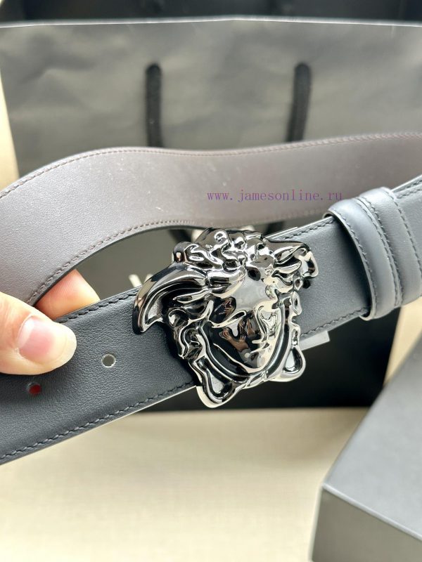 Width 4.0cm. Versace's lychee patterned soft top leather strap, paired with a classic Medusa m235nc6k - Image 4