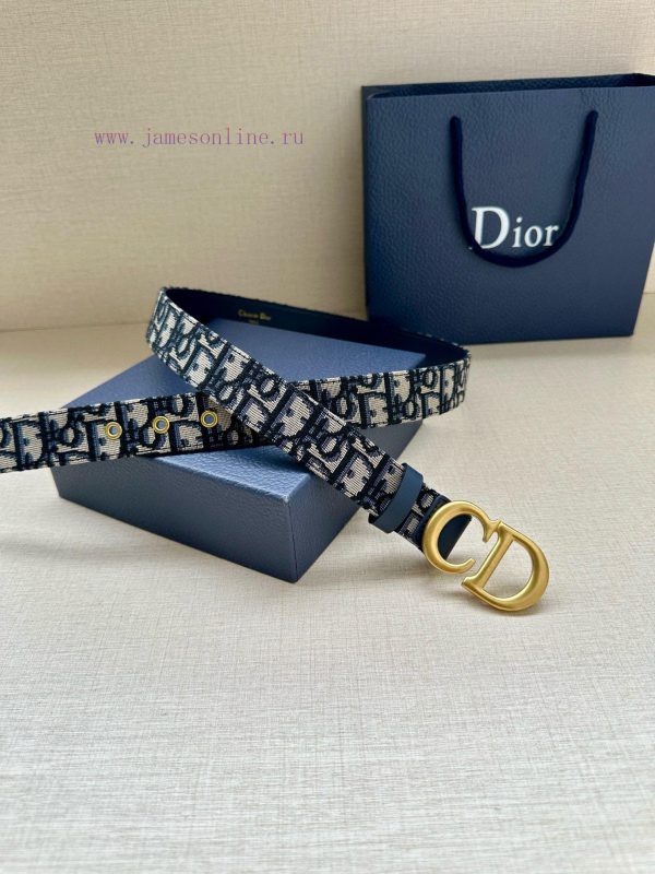 This saddle belt with a width of 3.0cm is a classic accessory presented in the classic blue 6ar4funn - Image 5