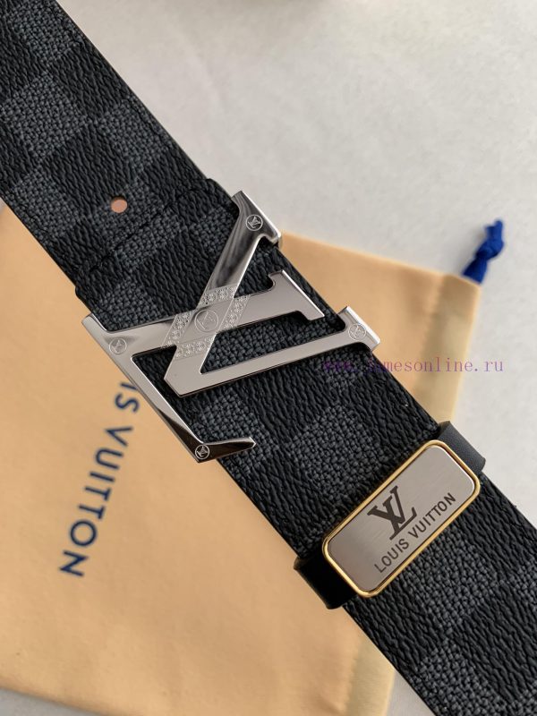 LV... Louis Vuitton ️Hanging buckle, taking pictures of actual objectsMaterial: First layer bguonan1 - Image 4