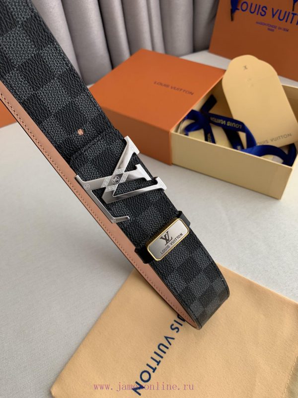LV... Louis Vuitton ️Hanging buckle, taking pictures of actual objectsMaterial: First layer bguonan1 - Image 6