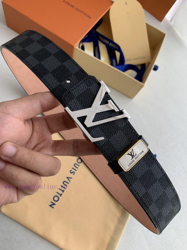 LV... Louis Vuitton ️Hanging buckle, taking pictures of actual objectsMaterial: First layer epyk290d - Image 6