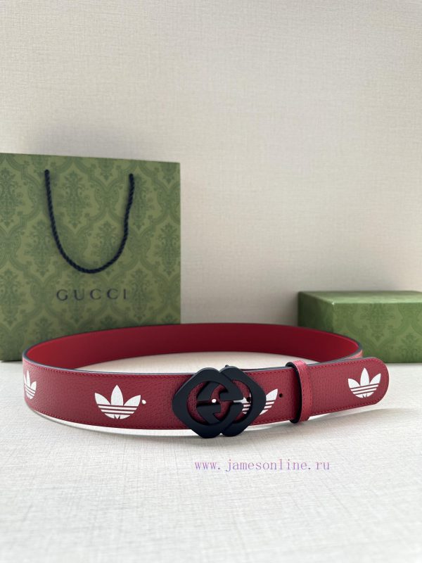 As one of the adidas x Gucci collaboration series, the 4.0cm GUCCI leather belt is adorned w gk7l7zt8