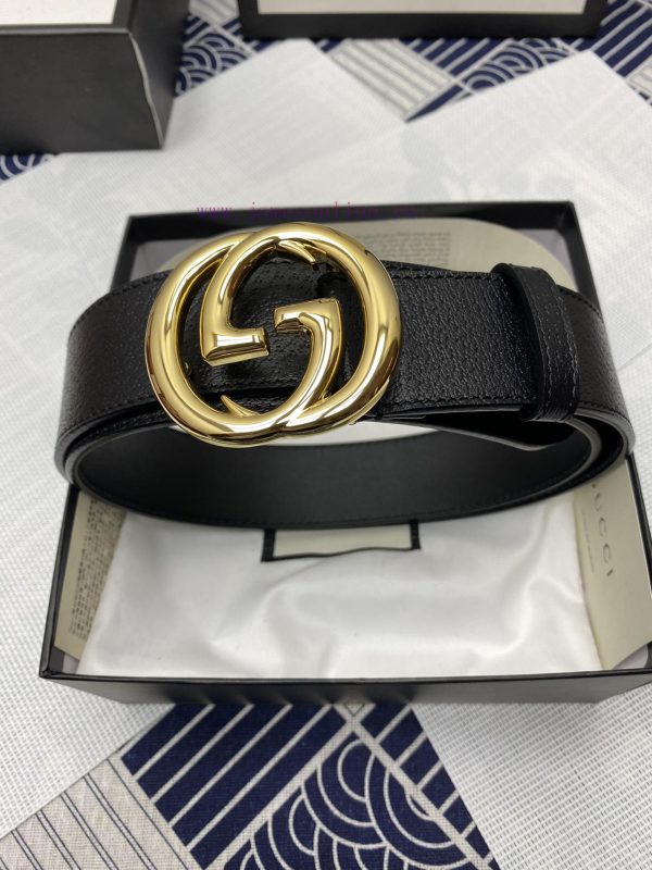 The Gucci top layer calf leather belt is made by hot pressing to achieve a wild boar skin ef vvrwbu0j