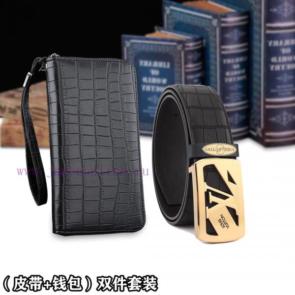 Belt and wallet two-piece setWooden box with accompanying picturesL @ V belt+wallet setBuckl ibfhwvvw
