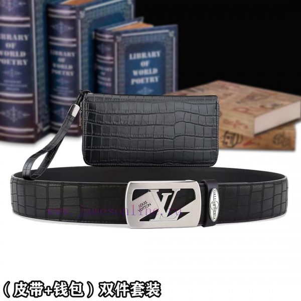Belt and wallet two-piece setWooden box with accompanying picturesL @ V belt+wallet setBuckl ibfhwvvw - Image 5