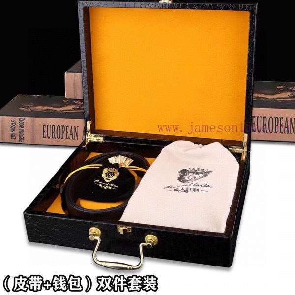 Belt and wallet two-piece setWooden box with accompanying picturesL @ V belt+wallet setBuckl ibfhwvvw - Image 10