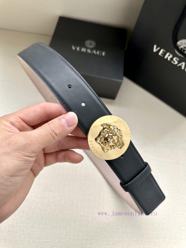 Width 4.0cm Versace This fashionable belt is made of soft calf leather and features a three- wl9hoegd