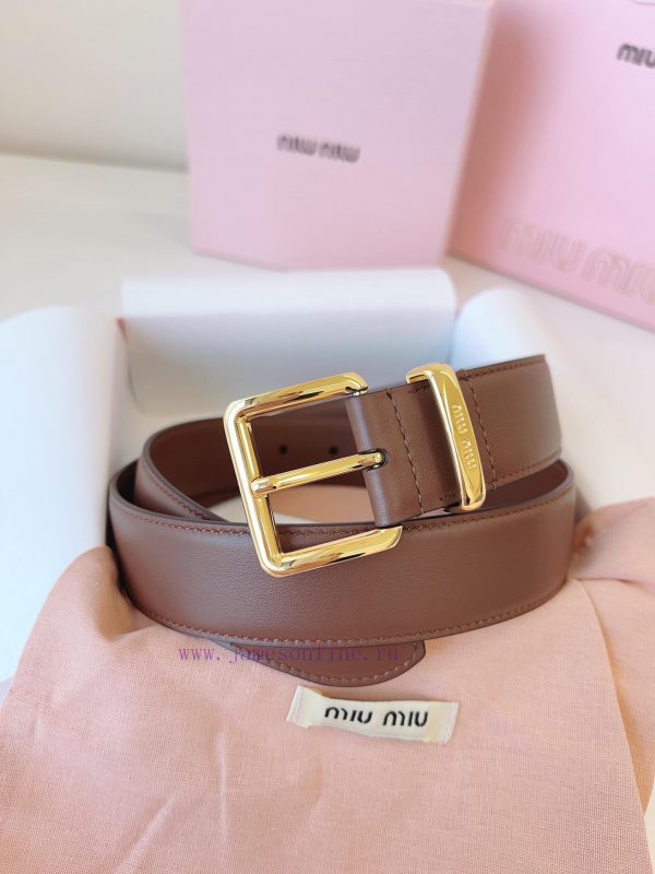 High end quality, physical photography￥ comes with a complete gift boxMiumiu new modelThis l j0ex40by
