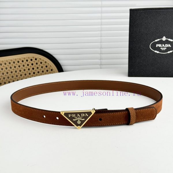 P rada top layer calf leather creates a minimalist yet classic design, with a 2.5mm premium x8n9x2m0